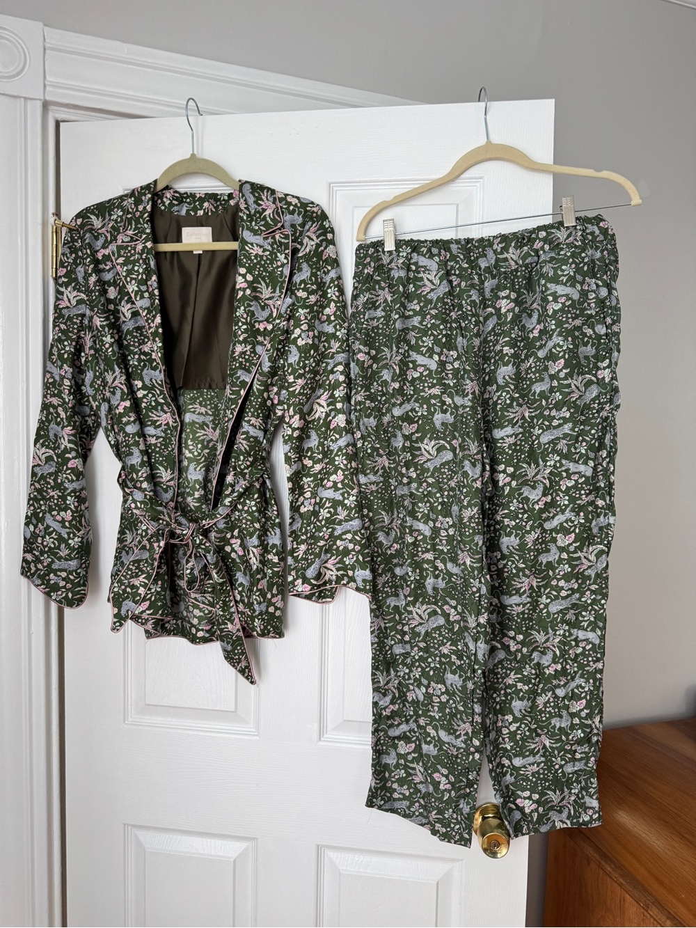RARE J. Crew Collection Jungle Cat Print Silk Blazer + Pant Set, Large - Picture 3 of 6